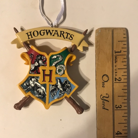 NWT Hallmark Harry Potter Hogwarts Ornament - Picture 9 of 9